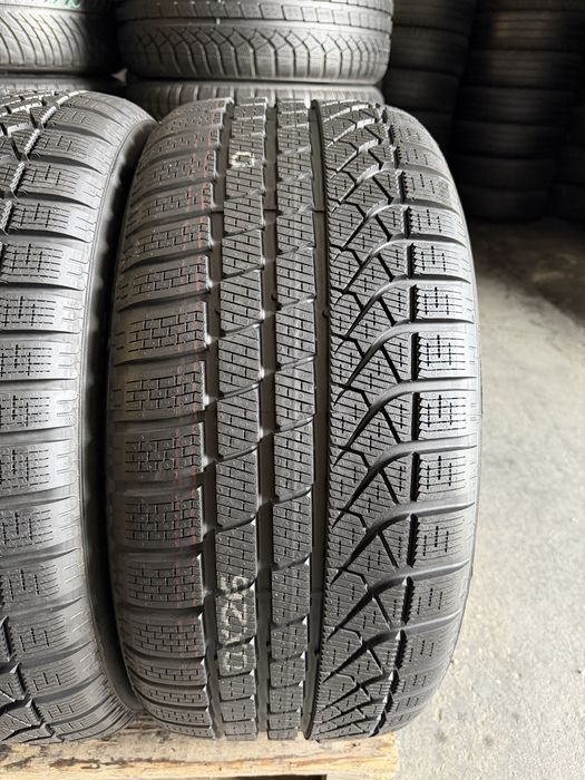 4 anvelope NOI iarna 255/40/19 , 100 V , XL , Pirelli , DOT 2022 !