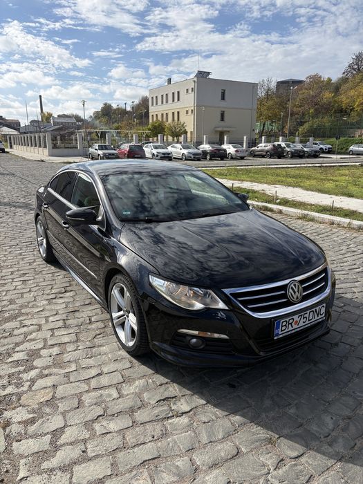 VOLKSWAGEN Passat CC 2011