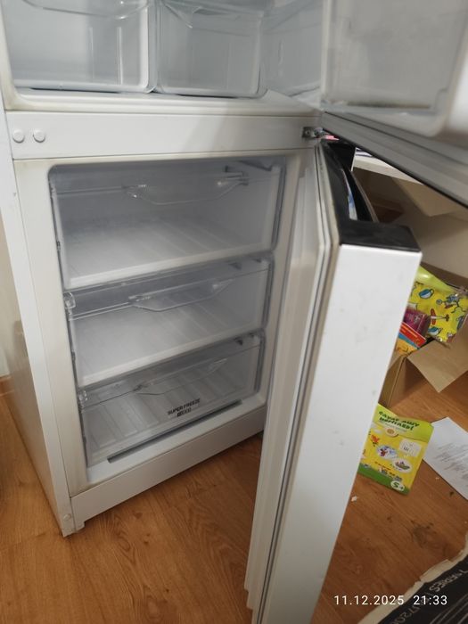 Холодильник Индезит