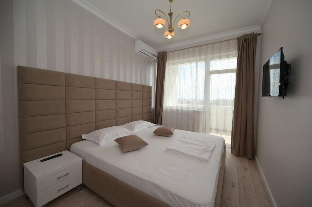 Apartament de 3 camere de închiriat