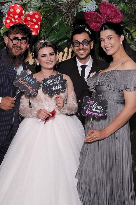 Oglinda magica,cabina foto & 360,bar mobil,fum greu,sori rotitori