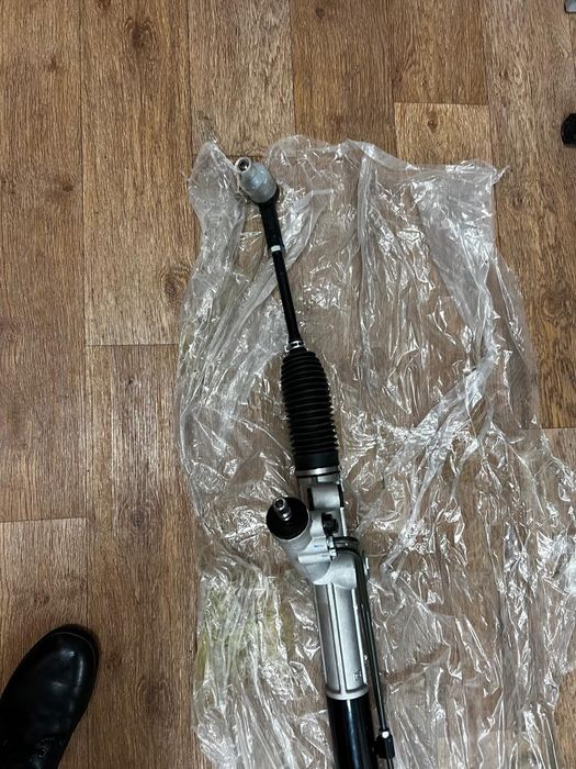 Продам рулевую рейку на Ивеко