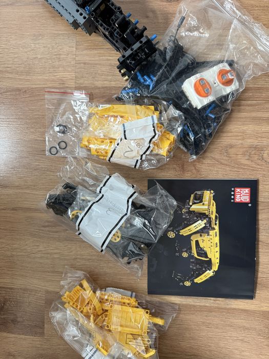 Робот куче Mould King 936 части - конструктор