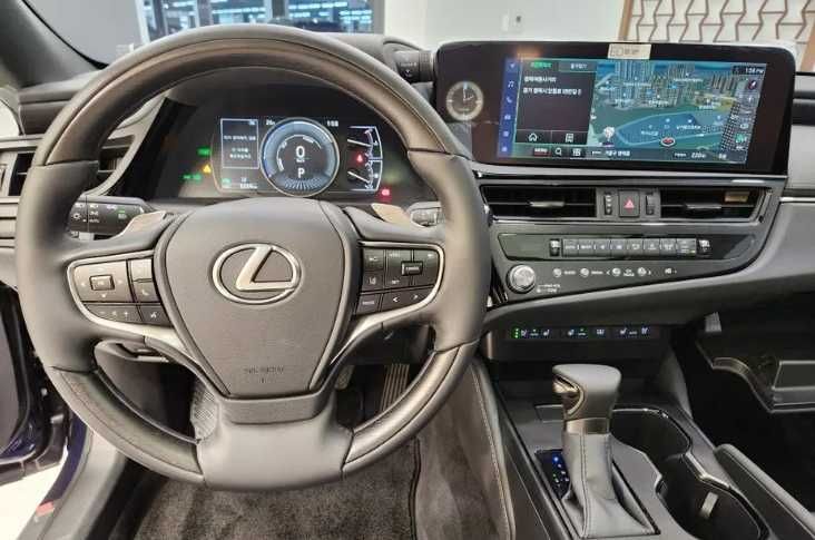 LEXUS ES 300h бензин+гибрид