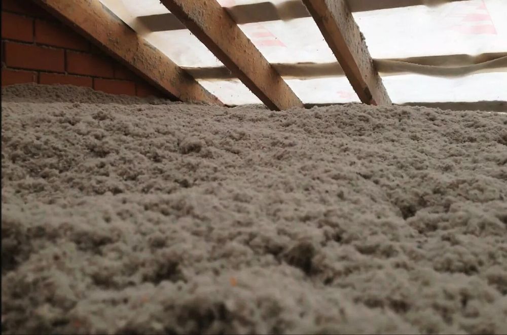 Эковата (целлюлозная минеральная вата). Эковата 10 см. Эковата для бани. Эковата утеплитель для стен. Что такое эковата.