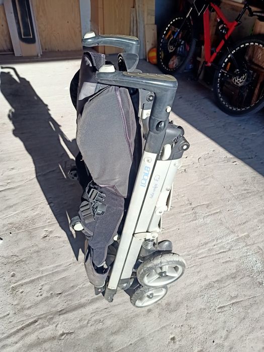 Продам детскую коляску