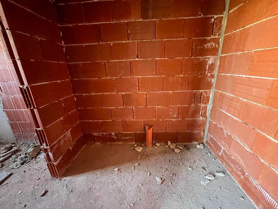 Продава се Тристаен апартамент в Казанлък - 122 кв.м за 842 €/кв.м - Снимка #4