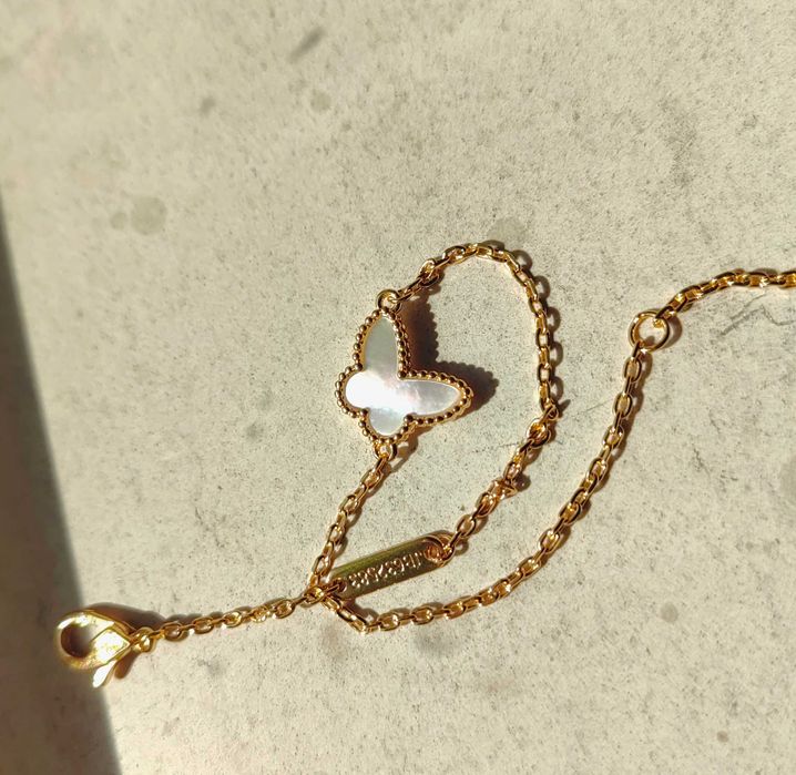 Van Cleef & Arpels VCA Sweet Butterflies bracelet, гривна с пеперуда