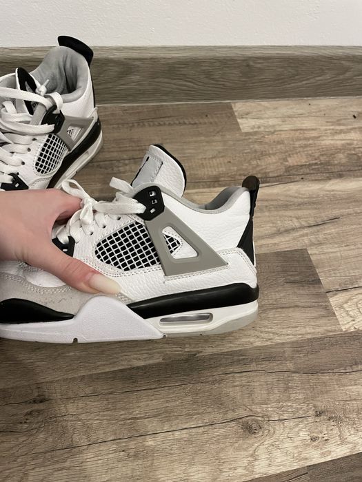 Jordan 4 Retro Military Black