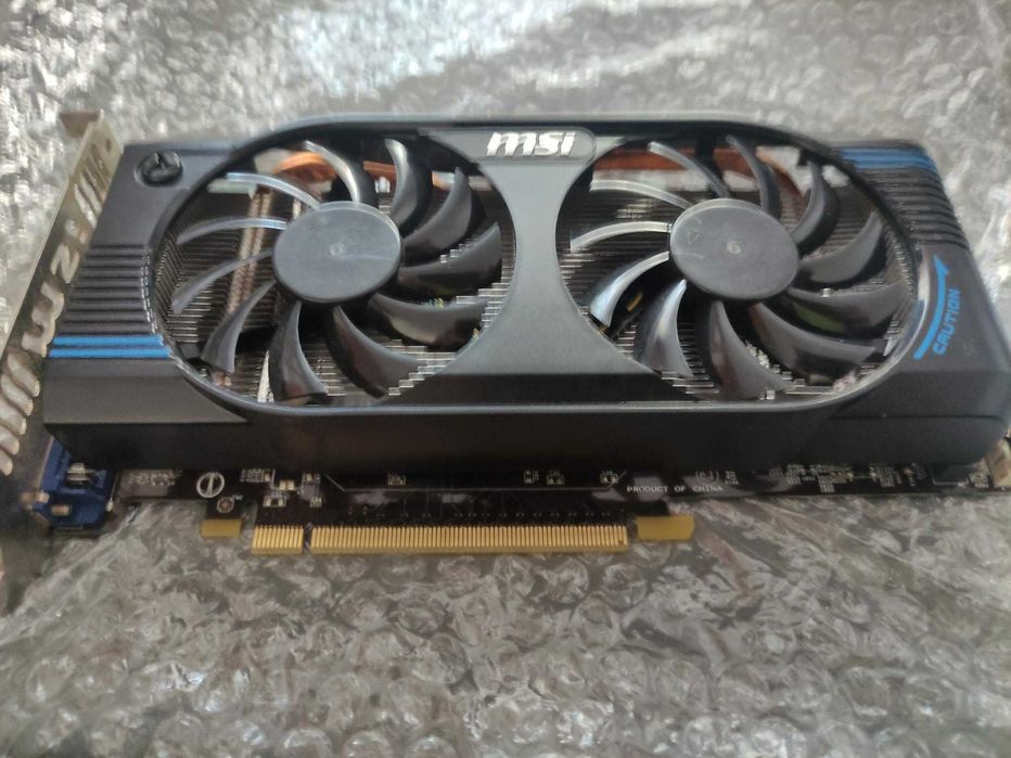 MSI GTX 560 , DDR5