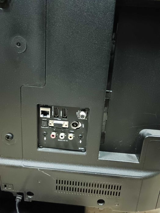 LED телевизор JVC 40" – модел LT-40V65LUA