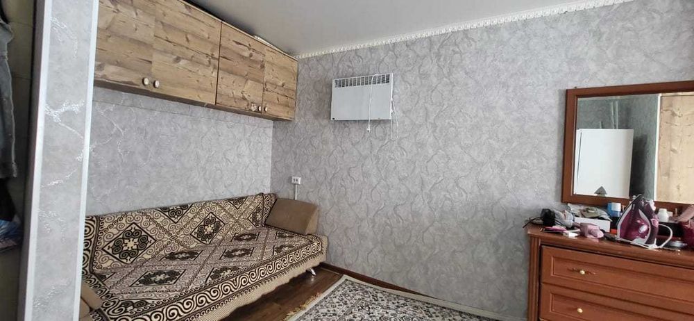 Продам 1 комнатную 8мкр