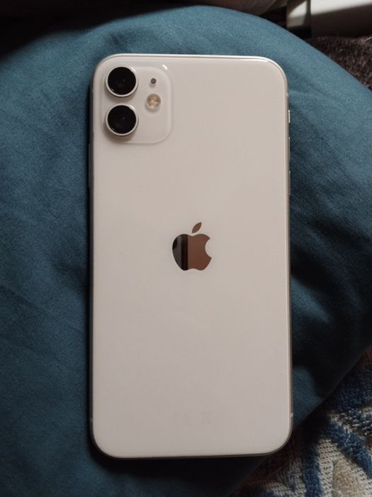 Продам Iphone 11