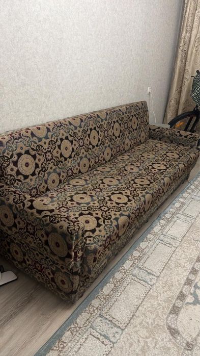 Продас диван, пружинный