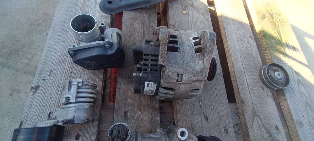 Компресор климатик/генератор/клапан VW 1.2 бензин