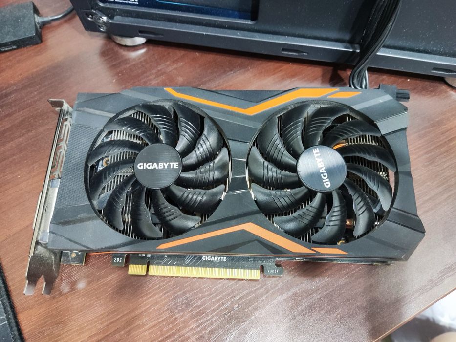 GTX 1050 2gb идеал