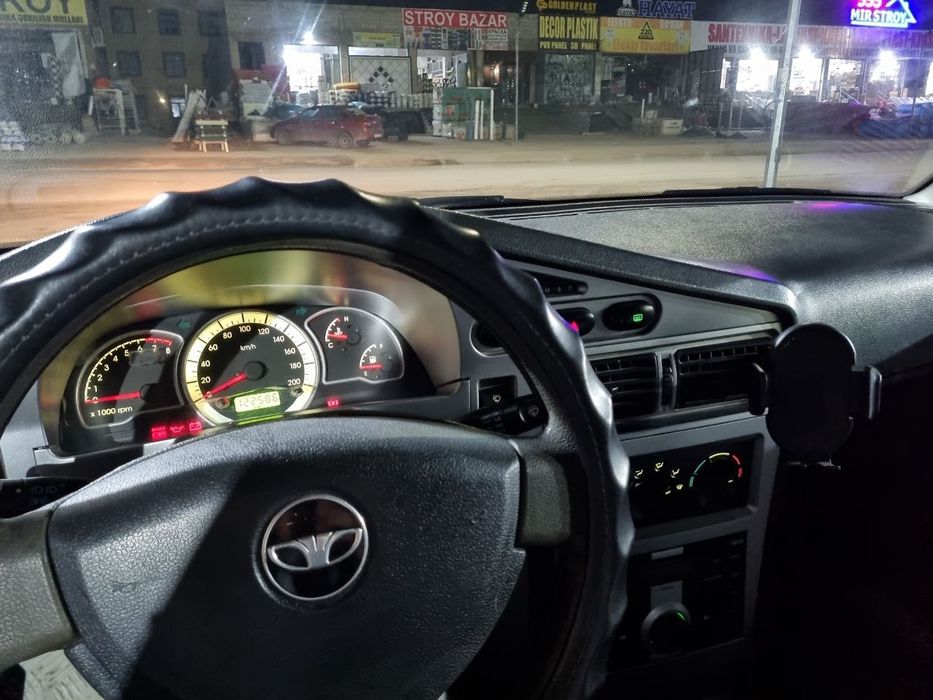 Nexia 2, 2009, 122000