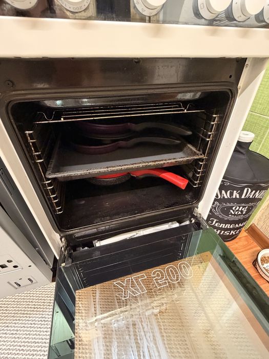 Продам электроплиту Кайзер