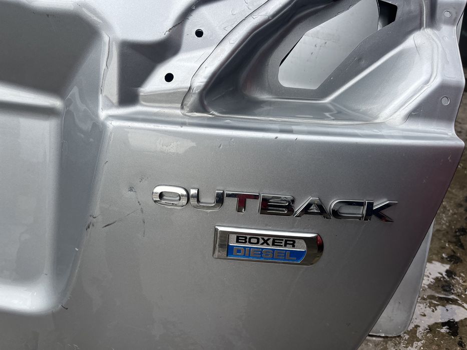 Багажник/капак Subaru Outback
