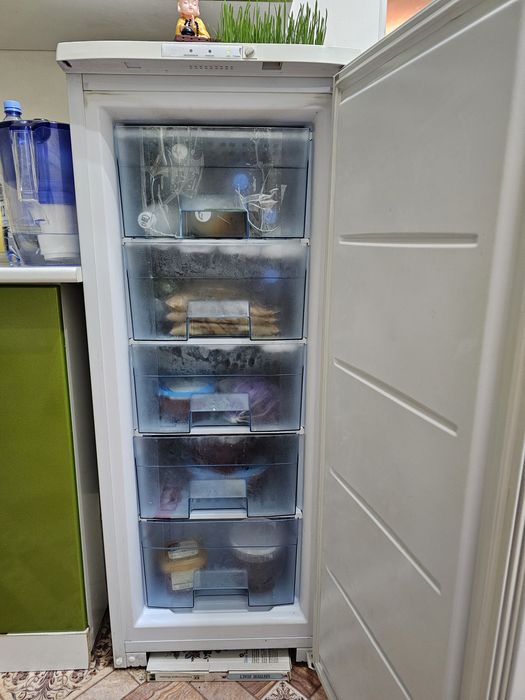 Морозильник б/у в рабочем состоянии