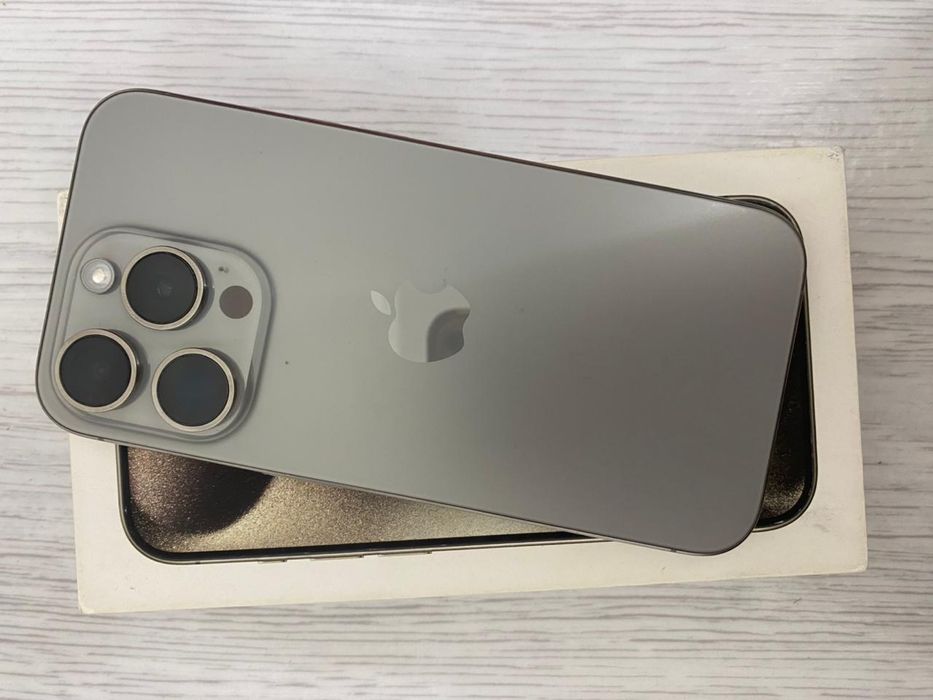 Айфон 15 про титан