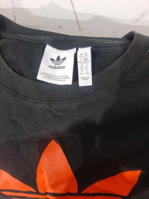 Продам футболку адидас