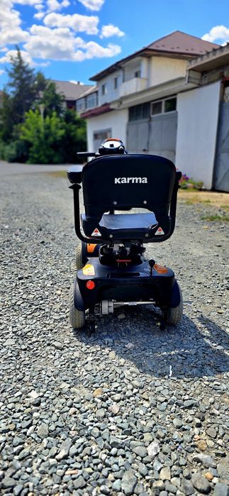 Scuter Carut electric KARMA pentru persoane cu dizabilități handicap