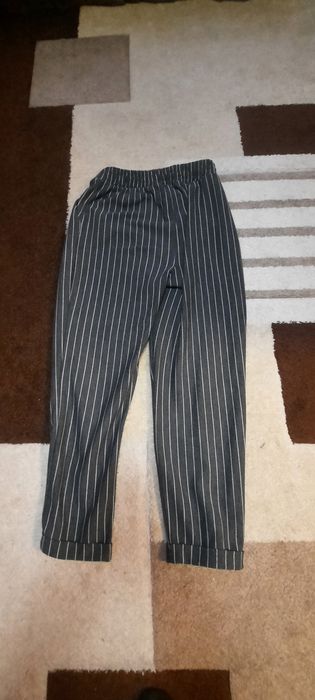 Pantaloni dama moderni