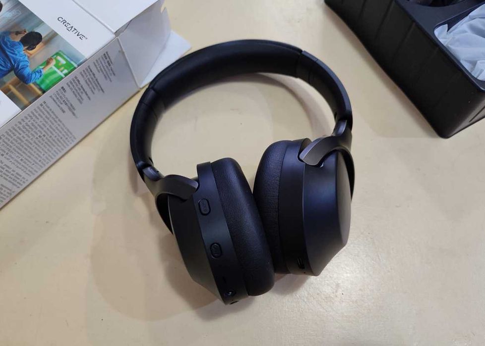 Creative Zen Hybrid SXFI,Слушалки,Bluetooth, до 70 часа,Черен/Бял