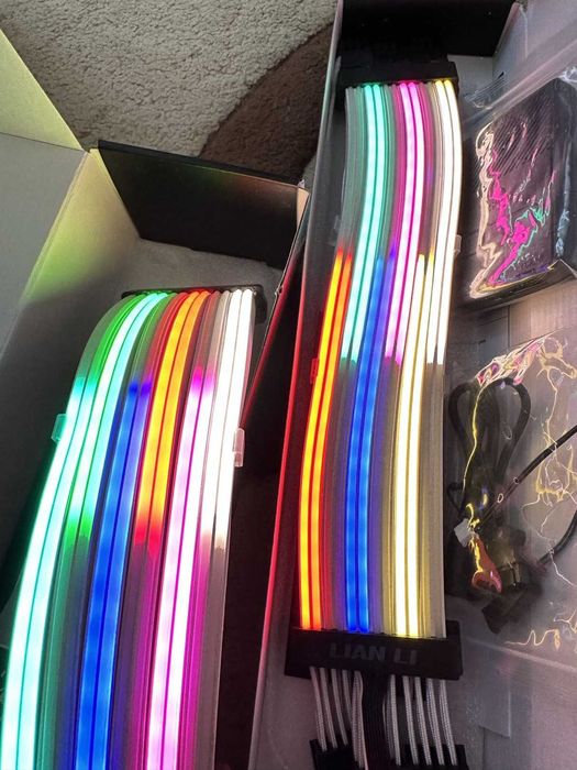 Set Cabluri RGB Alimentare LianLi Strimer Plus