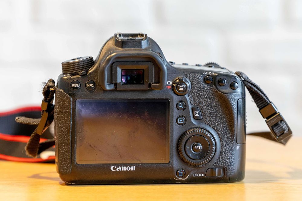 Aparat foto full frame Canon 6d mark I