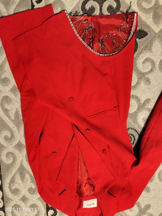 продам продам очень хорошие вещи.