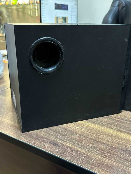 Пасивен суббуфер с една колона Edifier X600