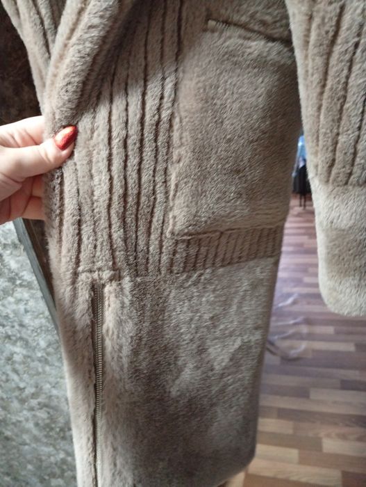 Продам дублёнку, двухсторонняя, очень тёплая