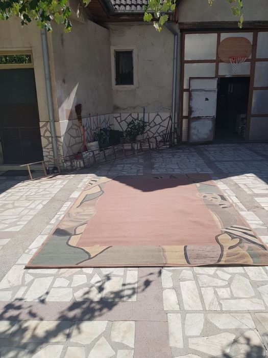 Covor de dimensiuni mari