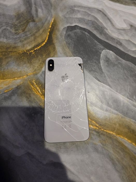 Vand iPhone X Spart Pentru Piese.