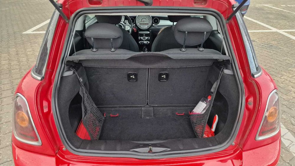 Mini One 2008, 1.400 cc, 131.360 km