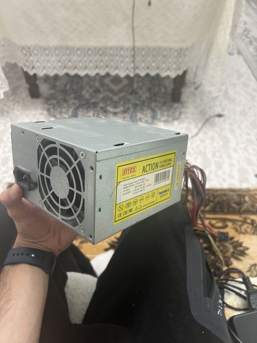 Intex Action IT-20F1BC-A 400 Вт блок питания