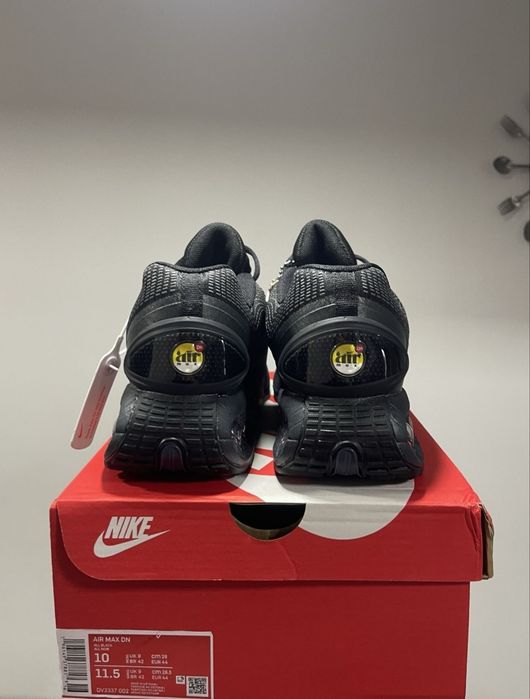 Nike 42 noi în cutie