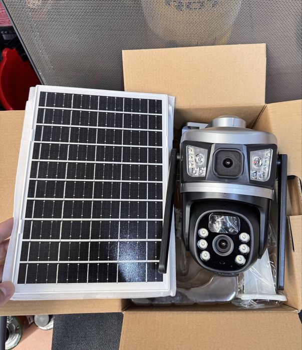 Camera de Supraveghere Dubla cu Panou Solar, 4G, 8 MP, 10x Zoom, NOUA