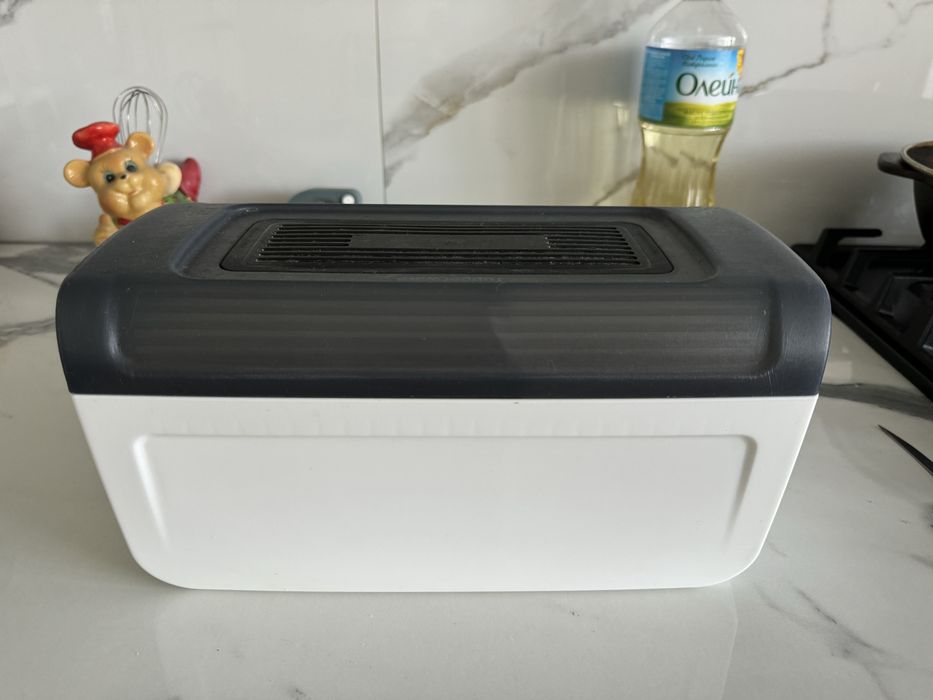 Хлебница Tupperware