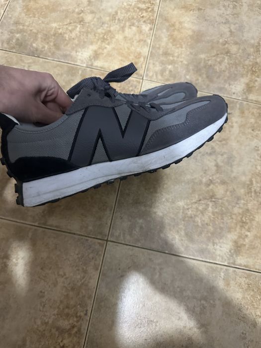 New balance 327