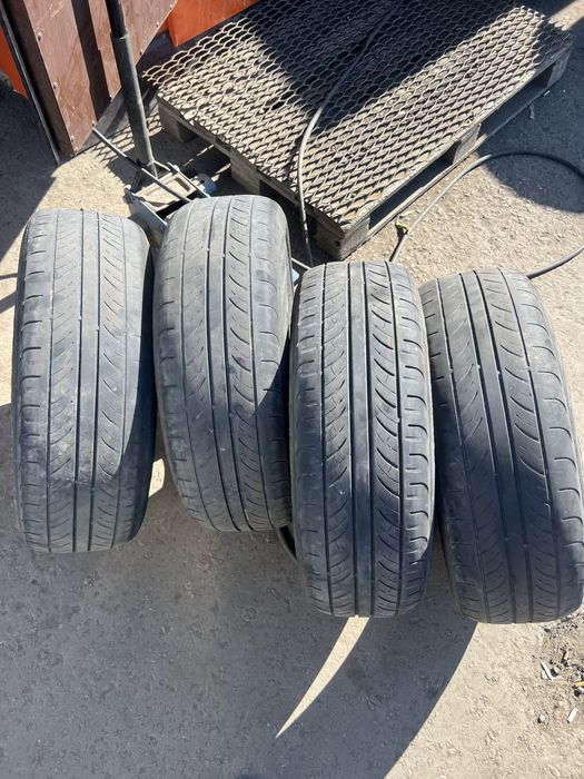 215/65/16 шины летние