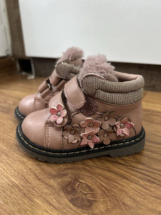 Ботушки за момиченце