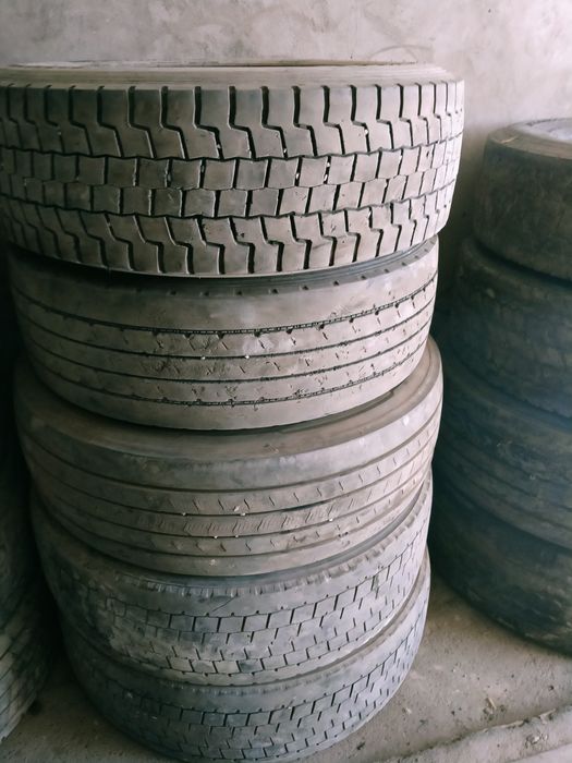 Продам грузовые шины бу