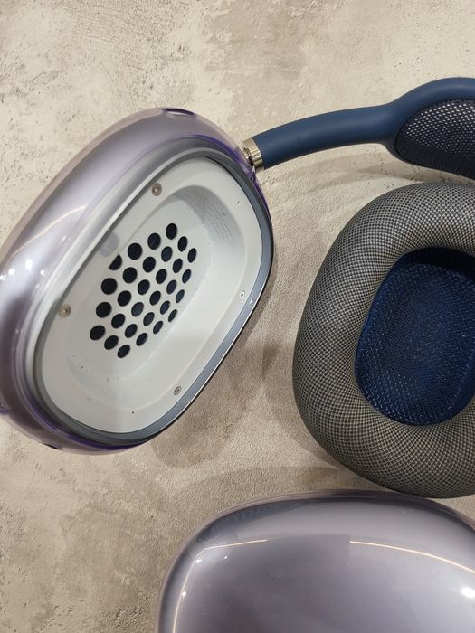 Продам AirPods Max (A2096) (оригинал)