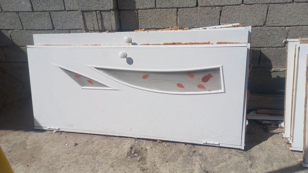 Ағаш есіктер сатылады бу