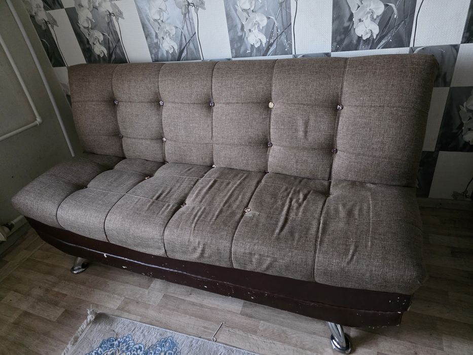 Продам диван самовывоз