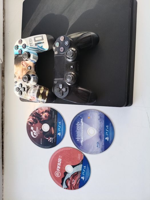 ПРОДАМ playstation 4 slim