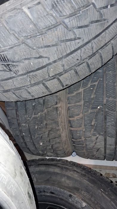 235 45 17 зимни гуми